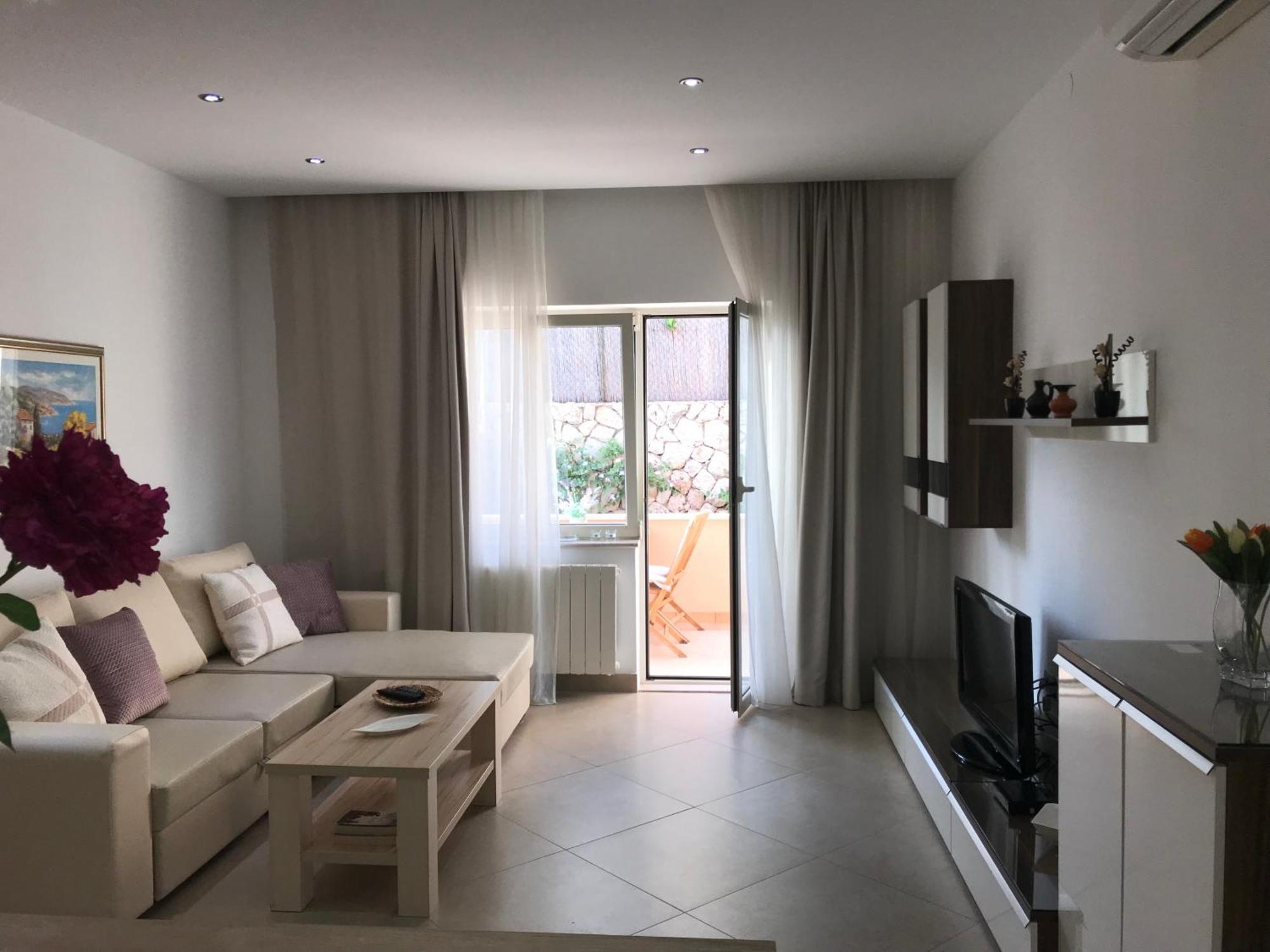 Apartments Jani Хвар Екстериор снимка