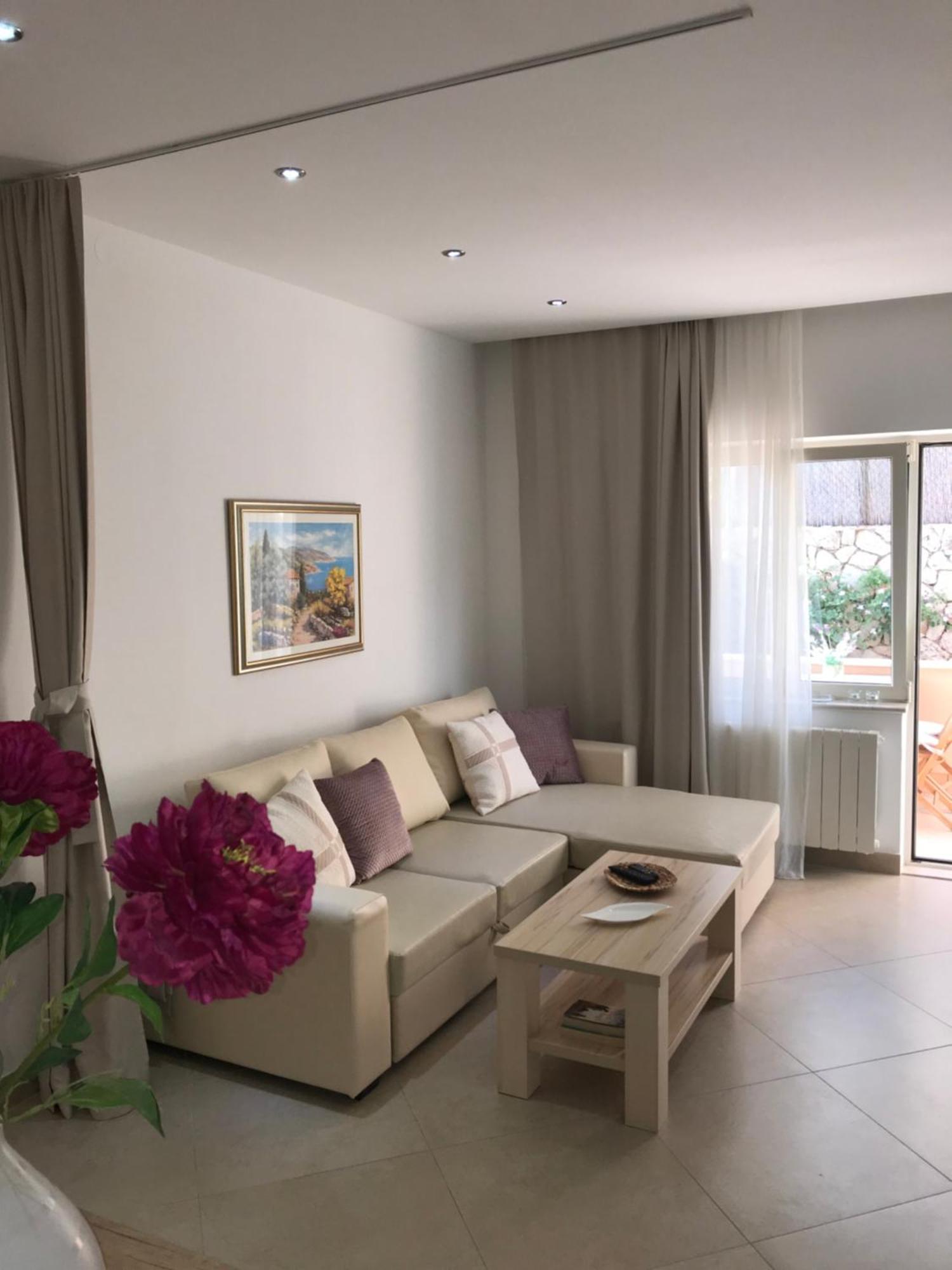 Apartments Jani Хвар Екстериор снимка